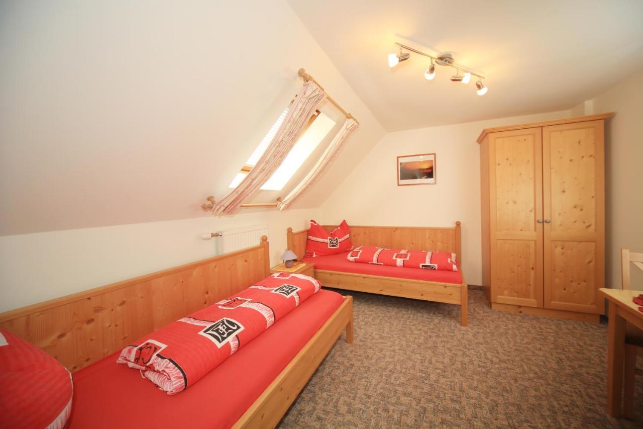 Kniebergerhof Villa Liebenfels Dış mekan fotoğraf